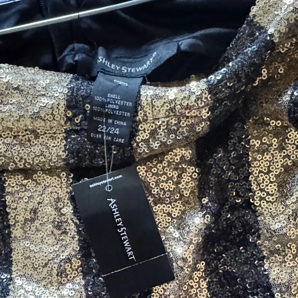 Ashley Stewart Glittering Black and Gold Pencil Skirt